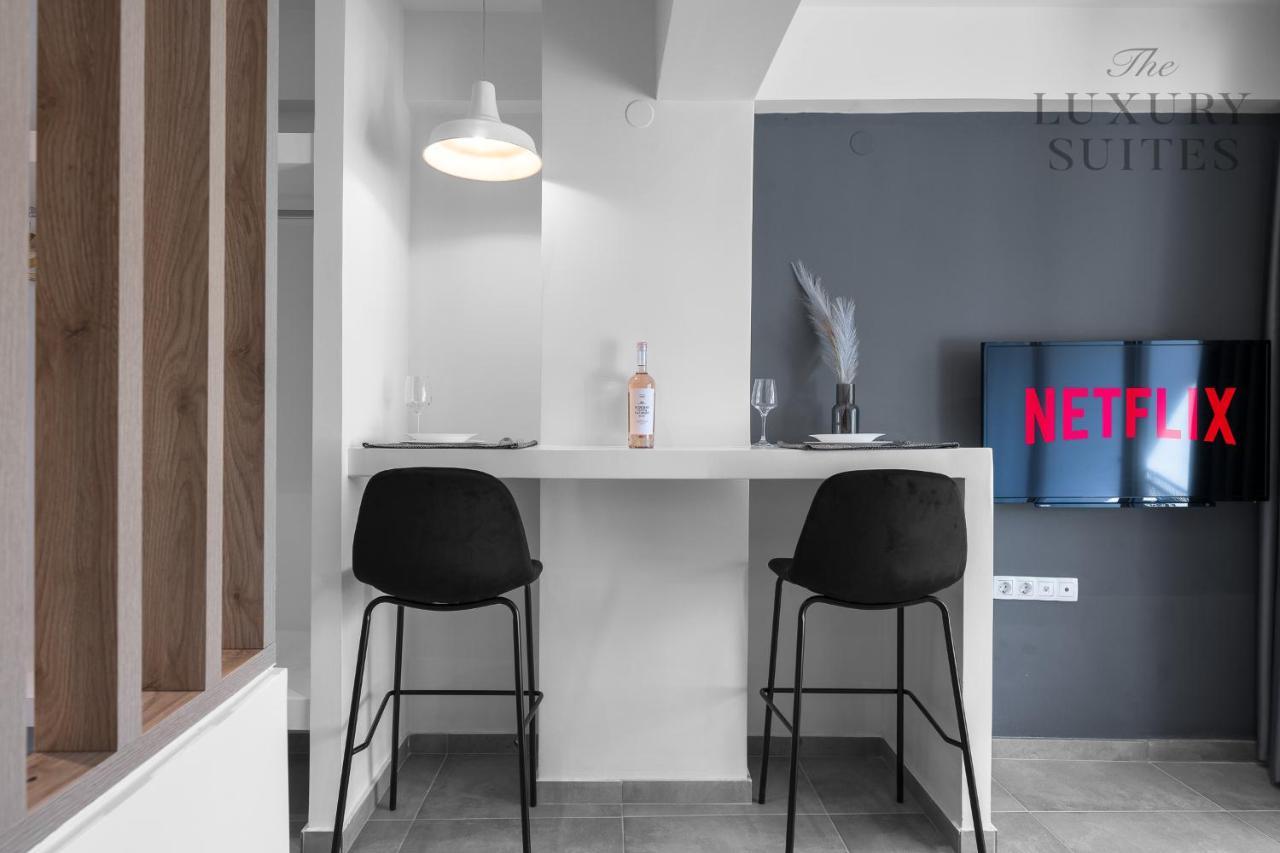 Horizon Apartments, The Luxury Suites Thessaloniki Exterior photo